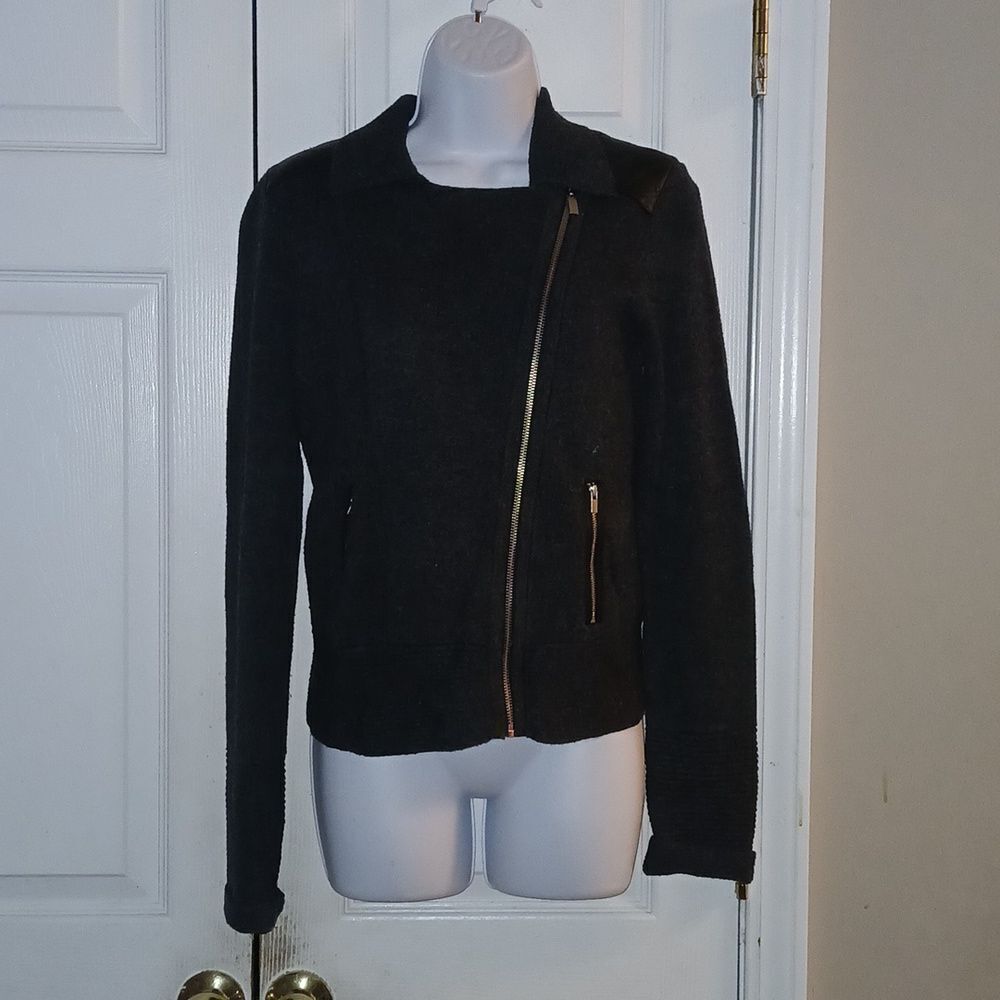 Banana Republic charcoal gray black wool blend leather patch cardigan  Sz M